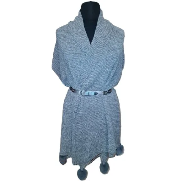 Women's Oversized Knit Sweater Scarf with Pom-Pom Details NWT - Picture 3 of 5